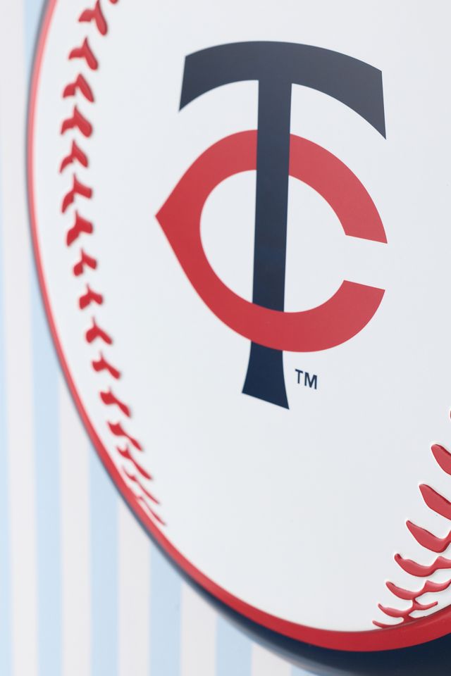 MLB Minnesota Twins Tin Button Wall Sign #1