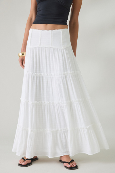 Kimchi Blue Carly Tiered Drop Waist Maxi Skirt | Urban Outfitters