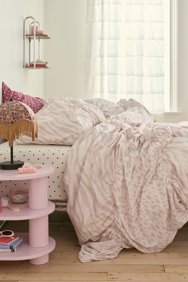 Riley Animal Print Patterned Ruched Duvet Cover #1