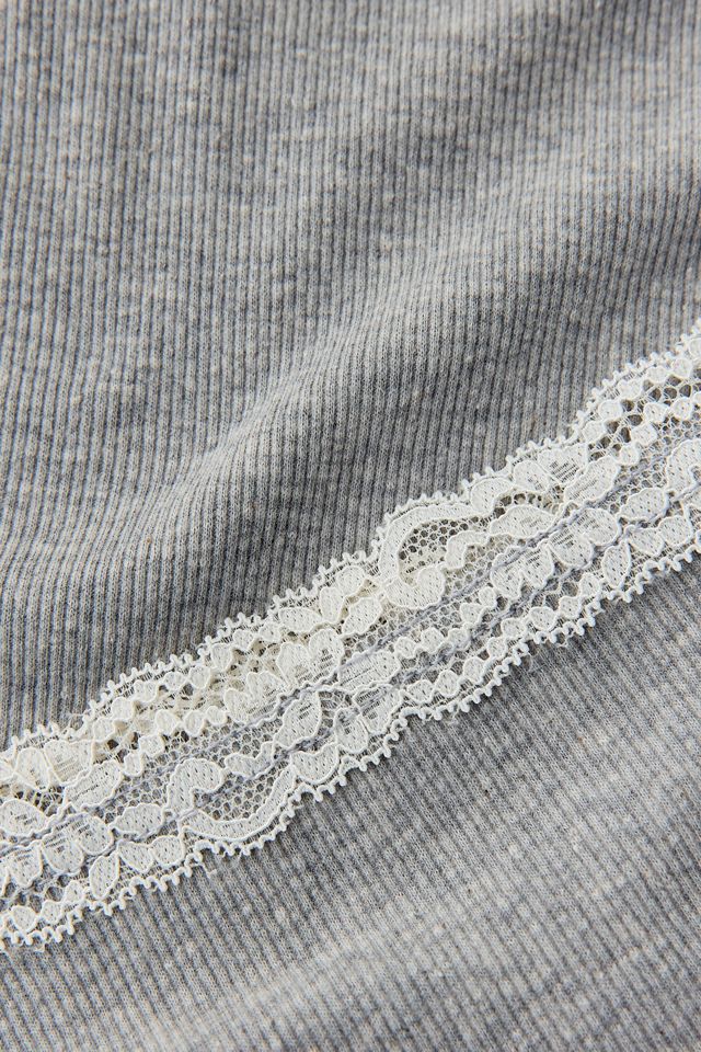 Camisole Lila à bordure en dentelle BDG #5