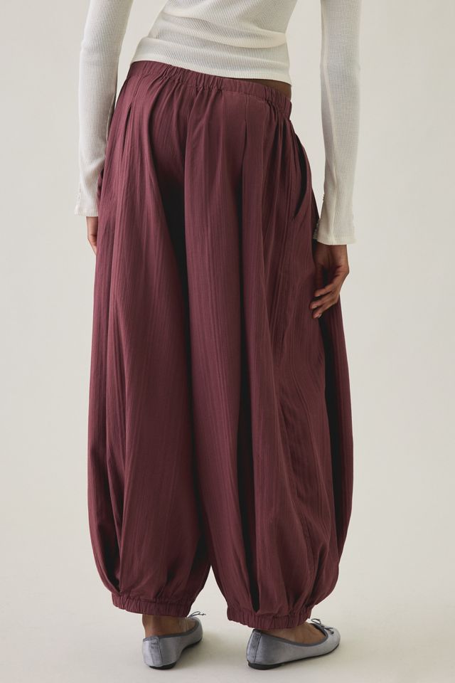 BDG Cloud Cotton Low-Rise Baggy Balloon Pants #4