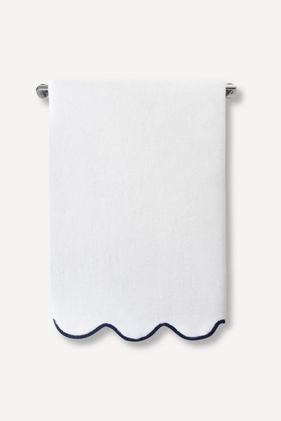 Chairish Scalloped Cotton Towel
