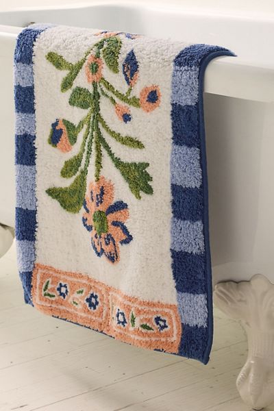 Aria Folk Floral Tufted Runner Bath Mat