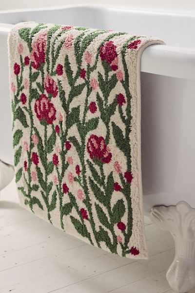 Stevie Floral Tufted Runner Bath Mat