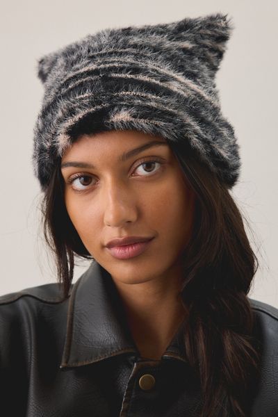 Mylo Cozy Cuffed Beanie