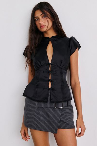 Kimchi Blue Ashley Keyhole Cutout Frog Button Short Sleeve Blouse