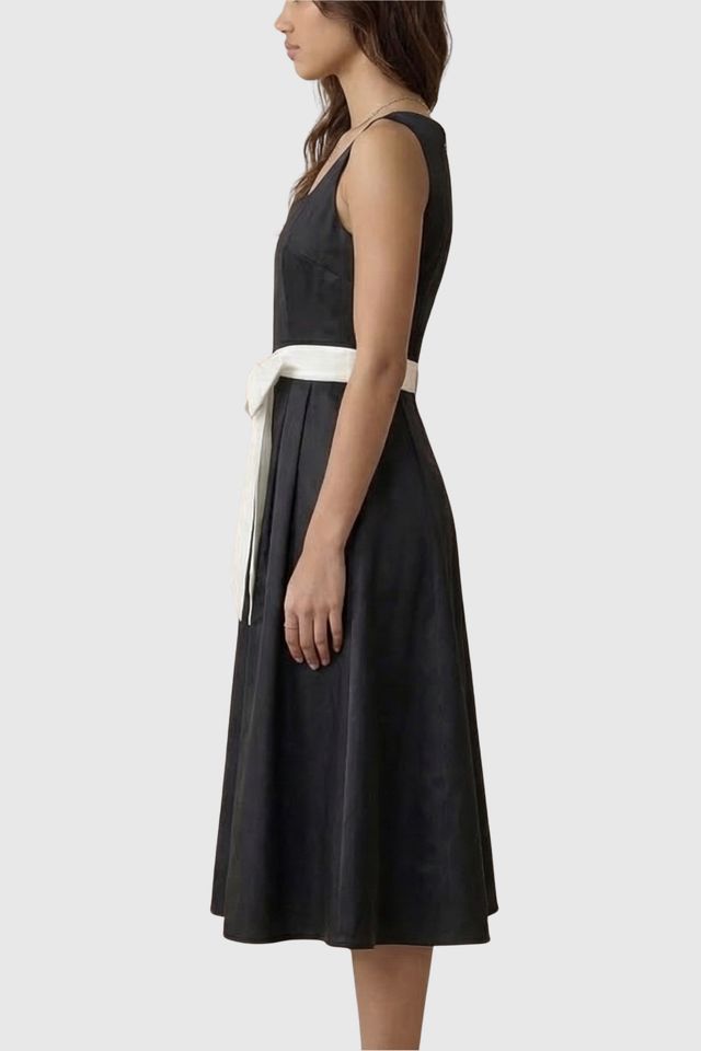 Modenaire Sleeveless Contrast Bow Waist Detail Midi Dress #2