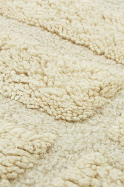 Revival Catlett Round Washable Wool Rug