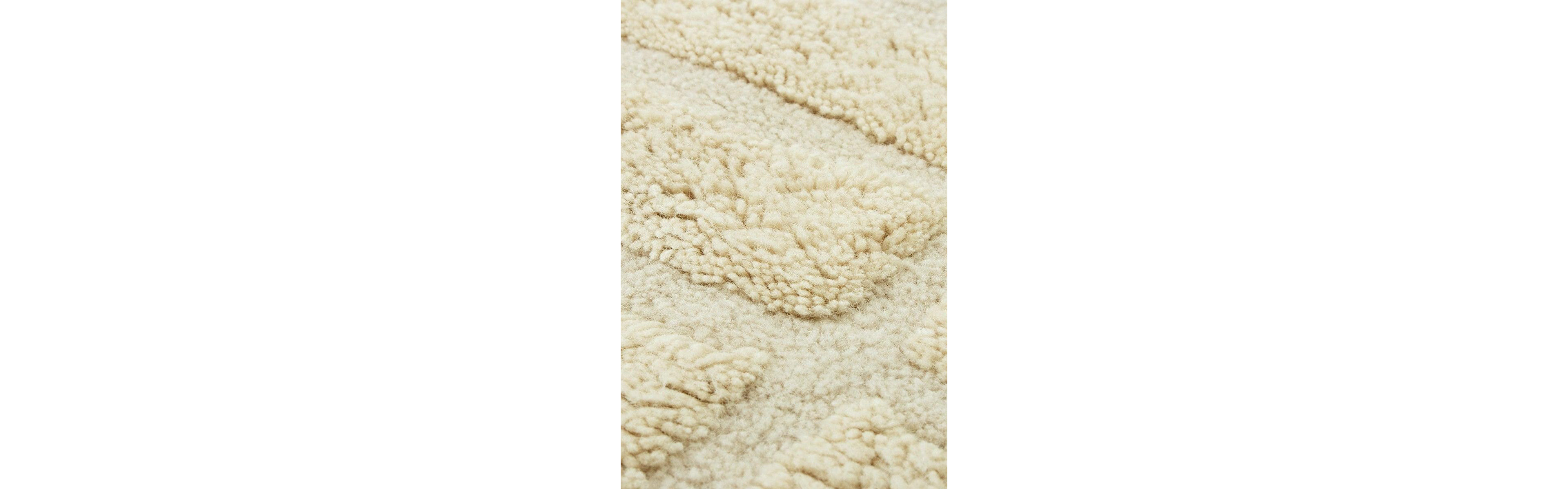 Revival Catlett Round Washable Wool Rug