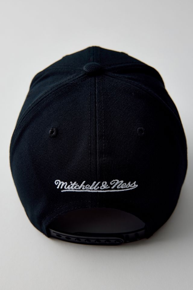 Mitchell & Ness MLB Philadelphia Phillies Panda Pro Snapback Hat #1