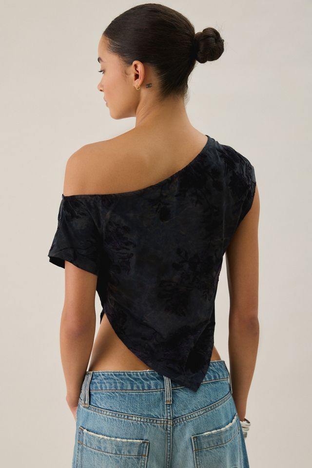 UO Bia Floral Flocked Asymmetric Off-The-Shoulder Poncho #3