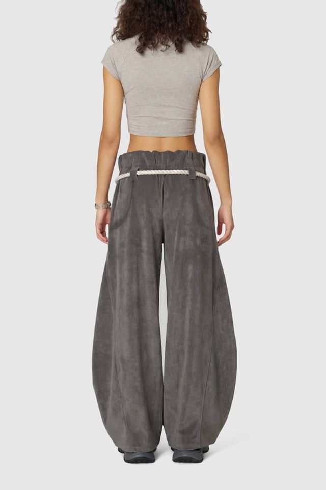 AELFRIC EDEN グレー ワイドパンツ M Aelfric Eden Super Baggy Sweatpants | Urban Outfitters