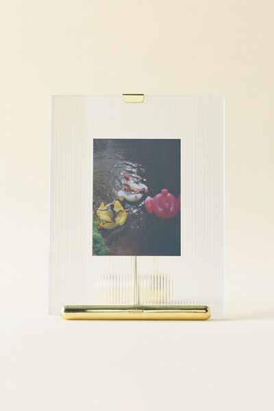 Quinn Ribbed Glass Picture Frame