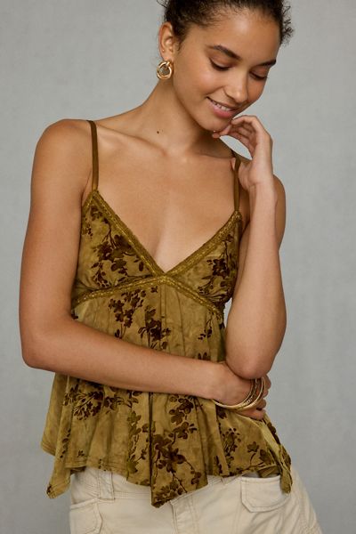 Camisole babydoll Celia à motif floral en dentelle brûlée avec bordure en dentelle Kimchi Blue