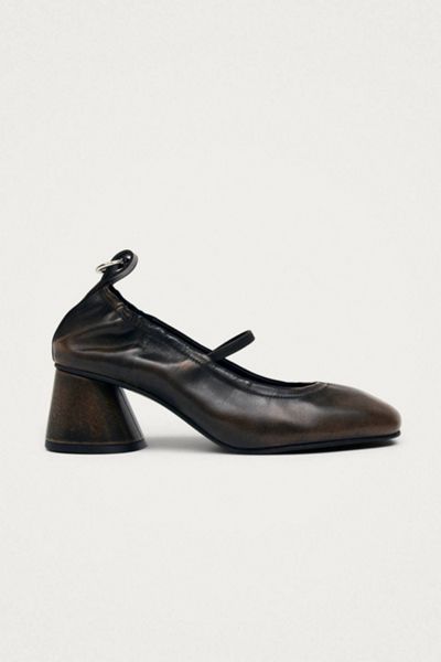 ALOHAS Rhiane Leather Pumps