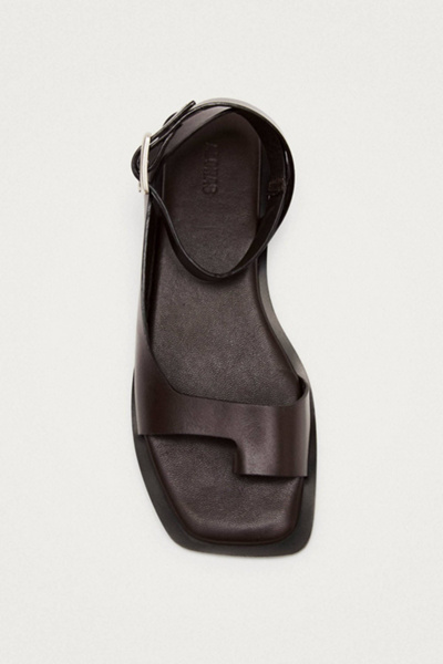 ALOHAS Tebas Leather Sandals