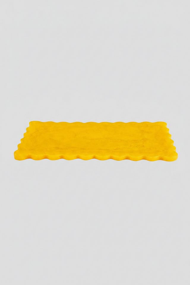 Casa Amarosa Scallop Rectangular Resin Cheese Board #1