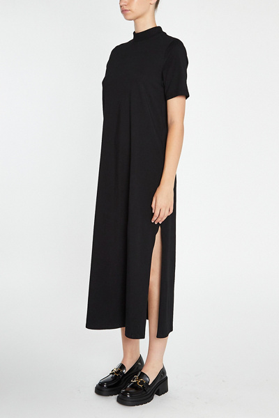 Glamorous Minimalist Mockneck Short Sleeve Midi Dress