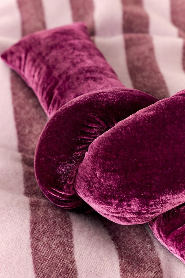 Velvet Knotted Throw Pillow #1