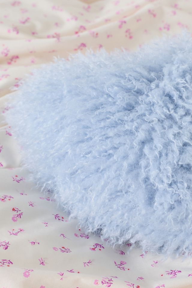 Coussin décoratif Dakota en fausse fourrure shaggy jacquard en forme de cœur #1