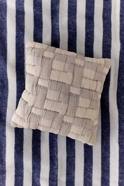 Coussin décoratif tissé jacquard Cody