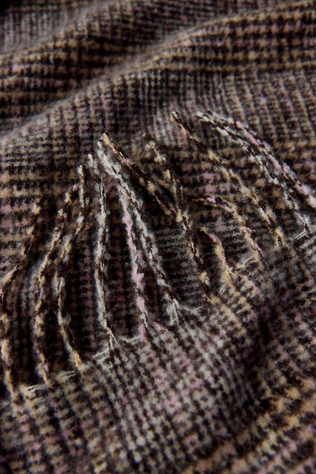 Chandler Houndstooth Blanket Scarf #1