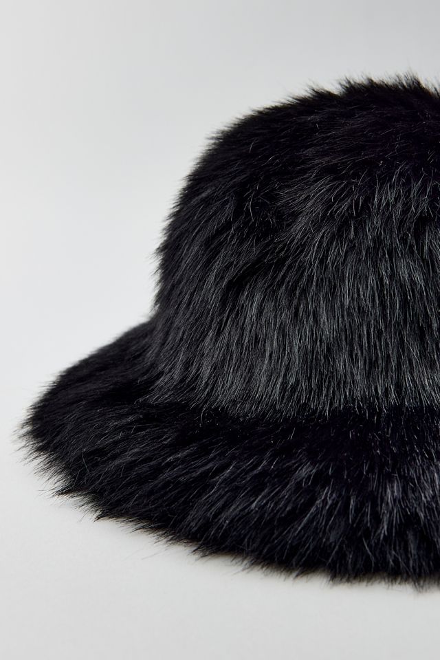Chapeau cloche en fausse fourrure Brynn #2