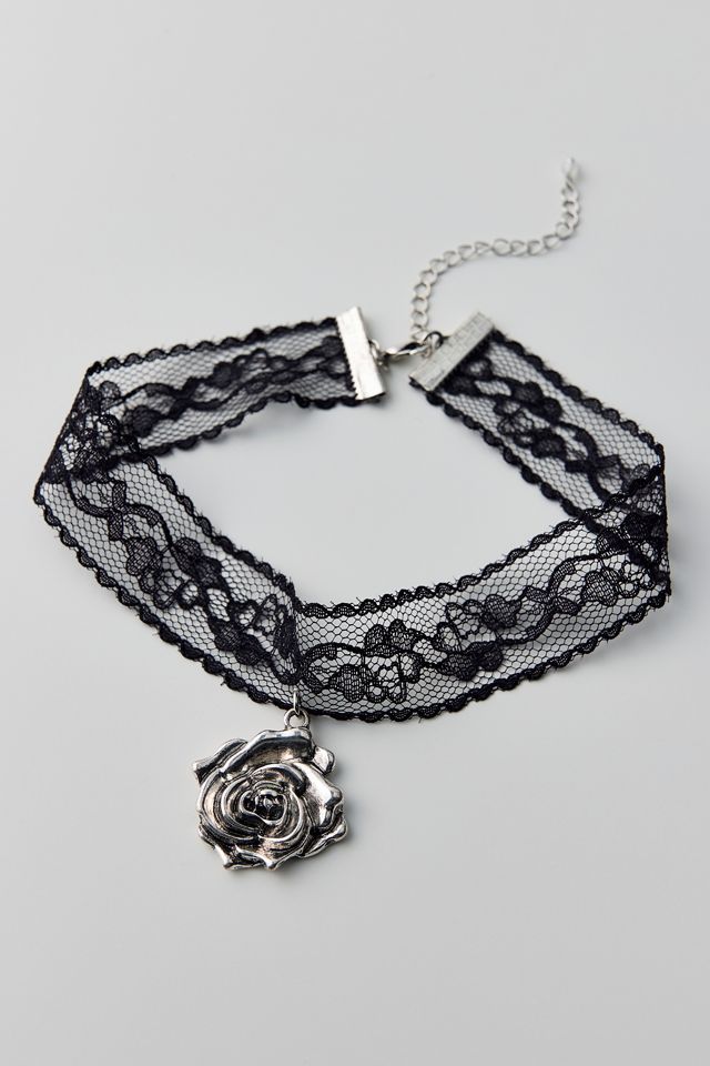 Lace Rosette Choker Necklace #1