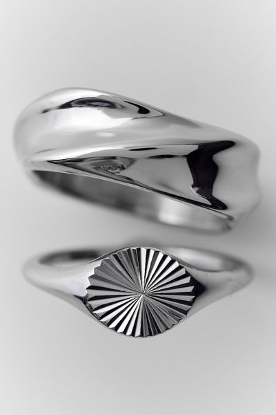 Wavy Silver Metal Rings Set