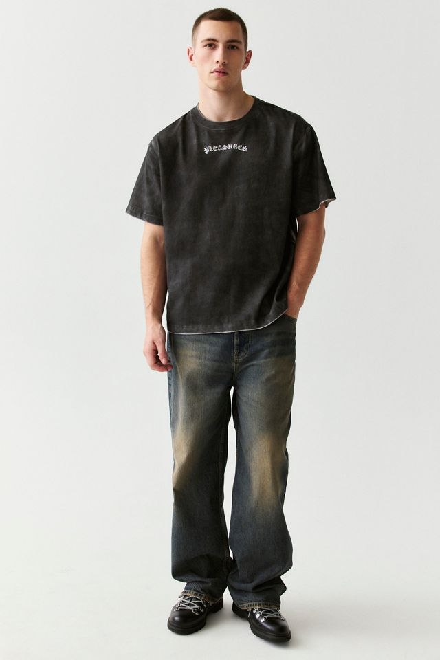 PLEASURES Graphic Spray Effect Heavyweight Tee #1