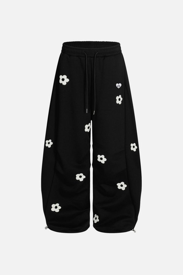 Aelfric Eden Floral Embroidery Baggy Barrel Sweatpants #1