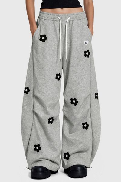 Aelfric Eden Floral Embroidery Baggy Barrel Sweatpants