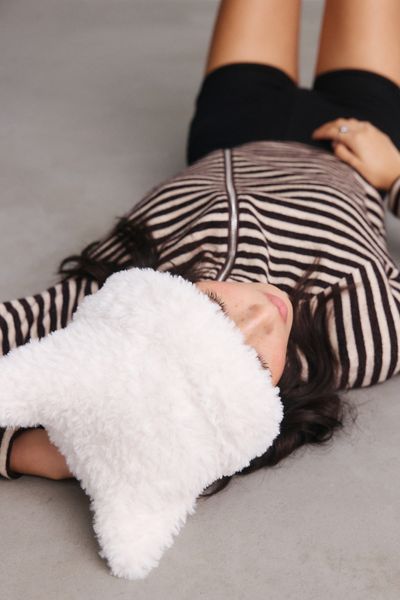 Mylo Cozy Cuffed Beanie
