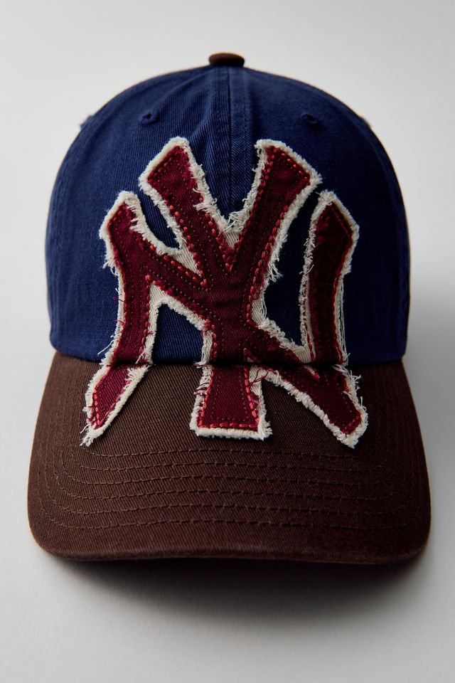 Mitchell & Ness MLB New York Yankees Distressed Team Logo Dad Hat #1