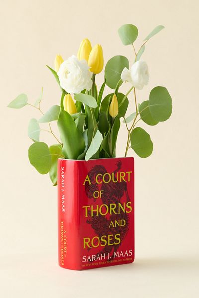 Sarah J. Maas A Court Of Thorns And Roses Ceramic Book Vase