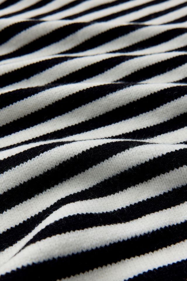 Stripe Pattern Oversized Triangle Scarf #3
