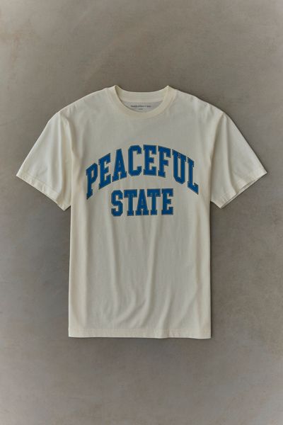 T-shirt graphique Peaceful State de Museum Of Peace & Quiet