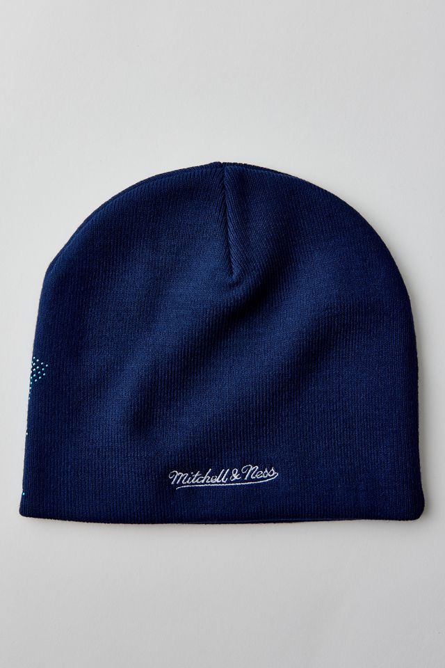 Mitchell & Ness MLB New York Yankees Team Logo Rhinestone Stud Beanie #2