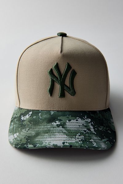 Casquette snapback MLB New York Yankees à visière camouflage Mitchell & Ness