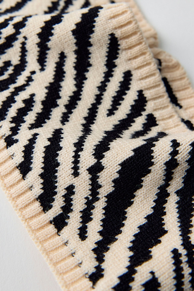 Zebra Intarsia Knit Headwrap Headband