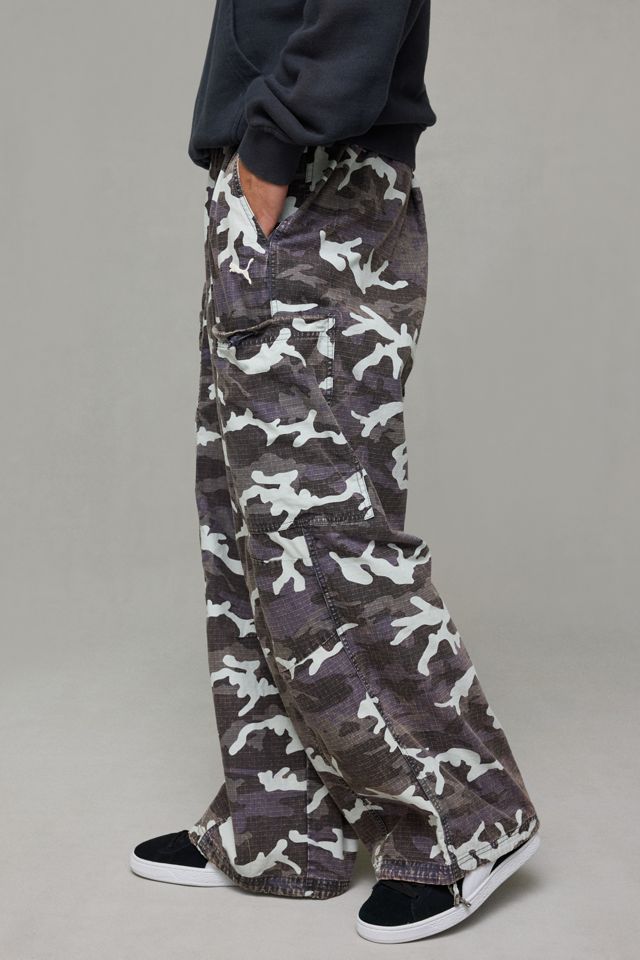 Puma Woven Camo Pants #4