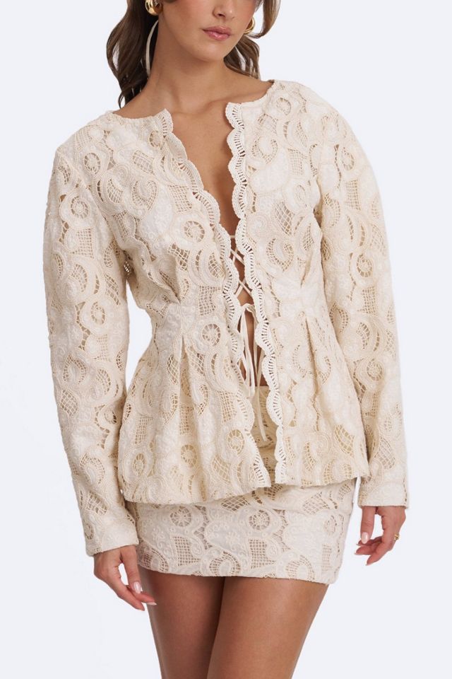 Miss Circle Wenley Cotton Lace Puff Sleeve Cinched Top #1