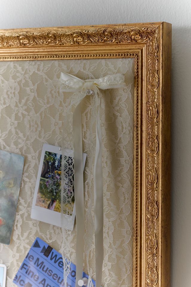 Florence Lace Pin Board & Pin Set #2