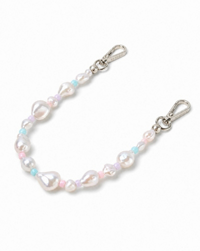 Cordée Cases Mirelle Phone Chain in Blush at Urban Outfitters