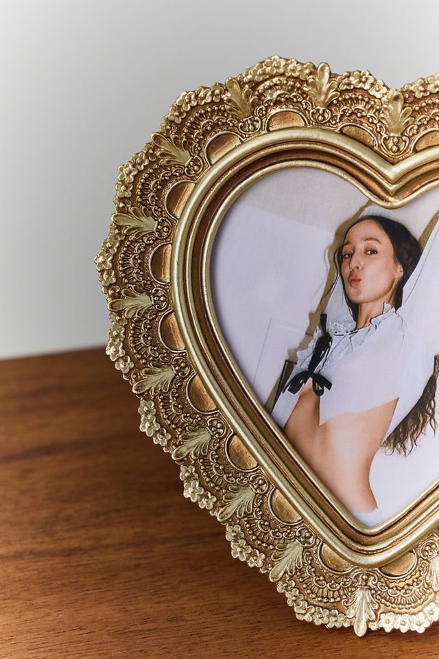 Lacey Heart 4” X 4” Picture Frame #2
