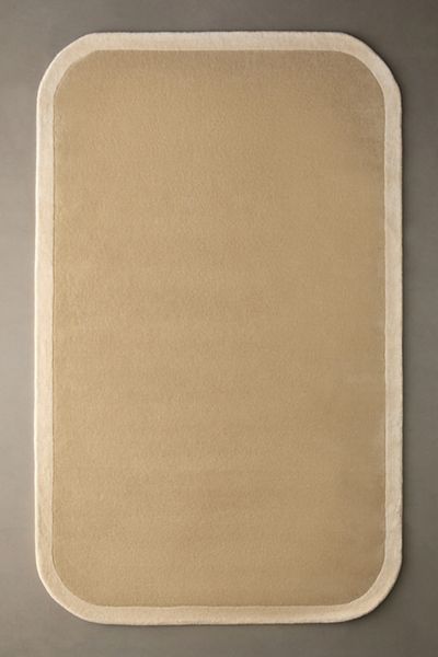 Aine Hand-Tufted Wool Rug