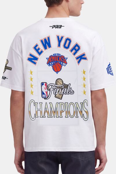 Pro Standard NBA New York Knicks Finals Champions Graphic Tee