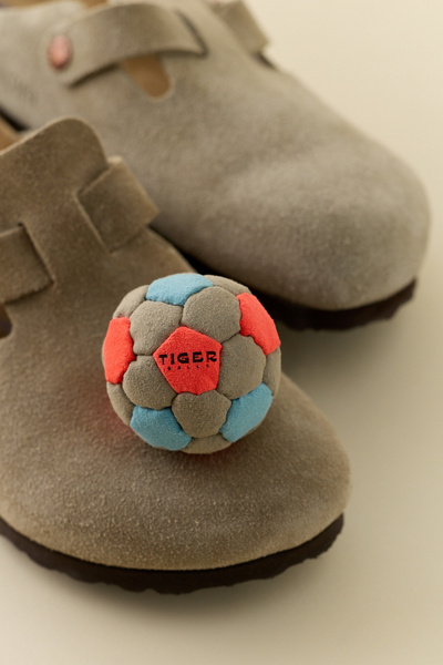 Tiger Balls Milo 32-Panel Footbag