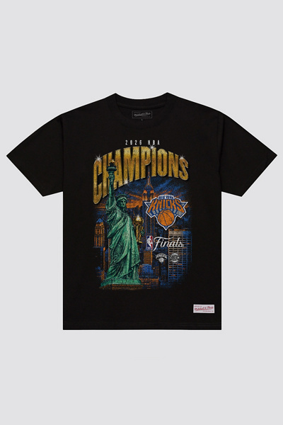 Mitchell & Ness NBA New York Knicks City Graphic Tee