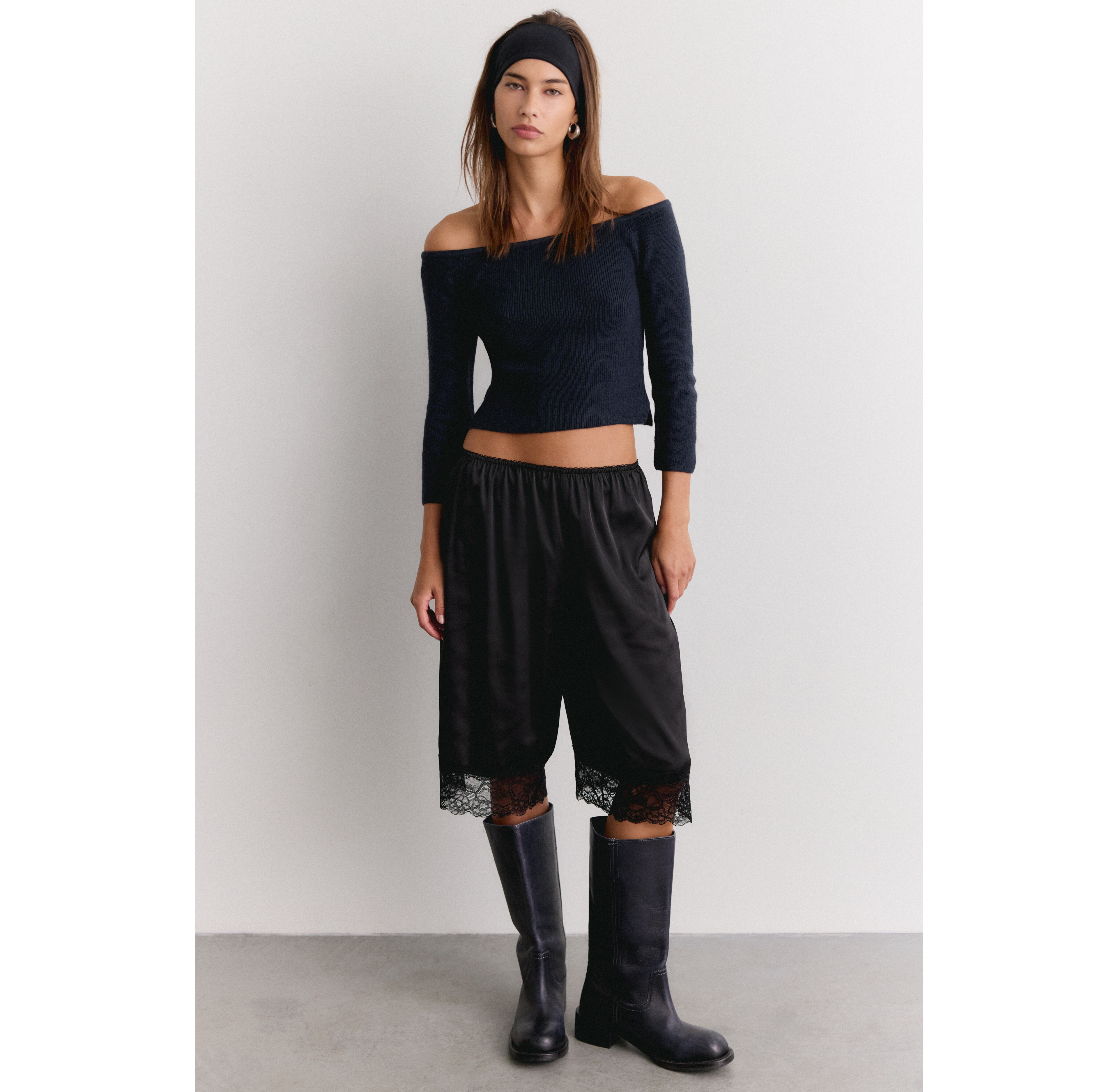 Kimchi Blue Ellie 3/4 Sleeve Off-The-Shoulder Sweater